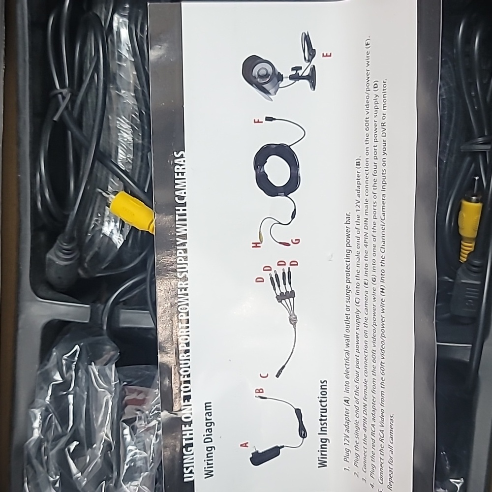 Defender Sp301-C  Security Cameras with cables set of 4 new in box nwt - Picture 2 of 6